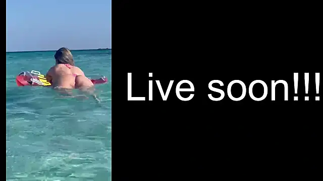 Snapshot of _Allie_ chatting on October 2025 05:30:02 AM Allie online show from October 2025 05:30:02 AM