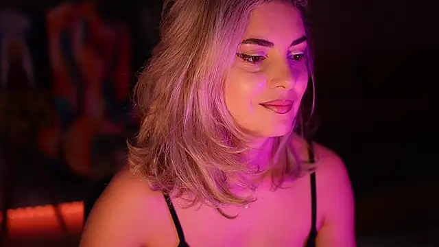 Snapshot of _Allie_ chatting on November 2025 05:55:01 AM Allie online show from November 2025 05:55:01 AM