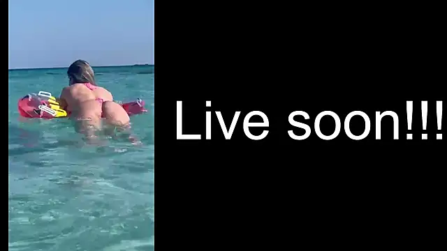 Snapshot of _Allie_ chatting on October 2025 04:44:01 AM Allie online show from October 2025 04:44:01 AM