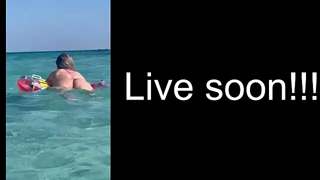 Snapshot of _Allie_ chatting on October 2025 04:25:02 AM Allie online show from October 2025 04:25:02 AM