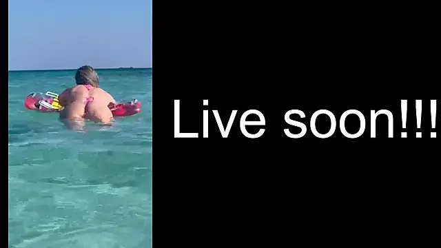 Snapshot of _Allie_ chatting on October 2025 04:14:02 AM Allie online show from October 2025 04:14:02 AM