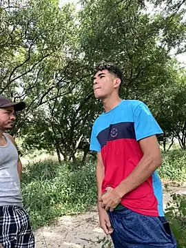 twinks 28 online show from November 2025 08:01:01 PM