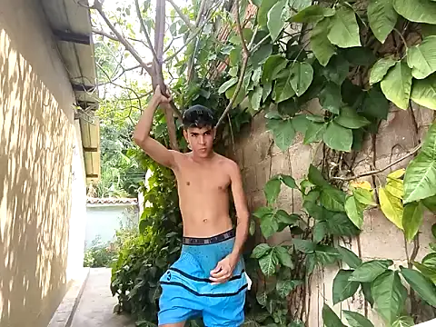 twinks 28 online show from October 2025 05:57:02 PM
