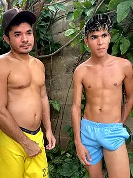 twinks 28 online show from October 2025 06:05:01 PM