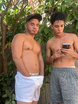 twinks 28 online show from May 2026 12:00:01 PM