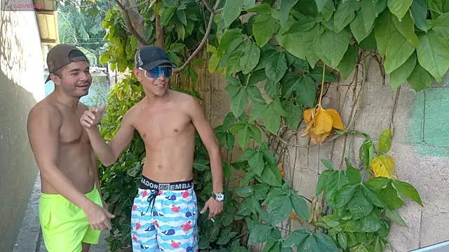 twinks 28 online show from December 2025 06:25:01 PM