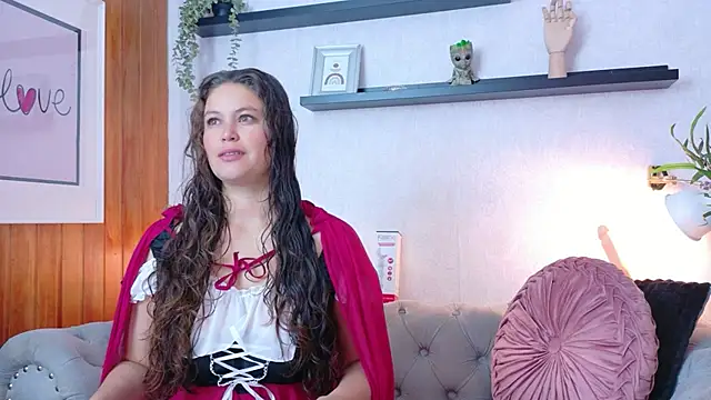 Anaise latif online show from October 2025 11:42:01 AM