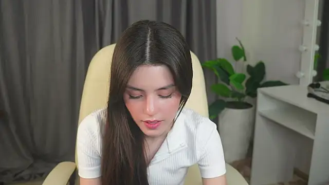 Snapshot of ArletteBiddix chatting on March 2025 02:34:02 PM ArletteBiddix online show from March 2025 02:34:02 PM