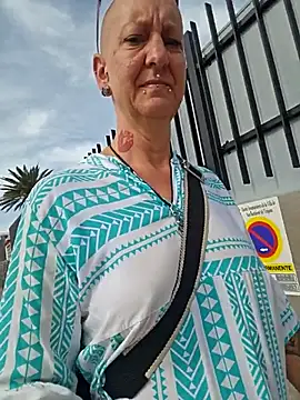 Emma Milf25 online show from November 2025 12:49:01 PM