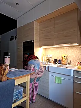 Emma Milf25 online show from December 2025 01:39:02 PM