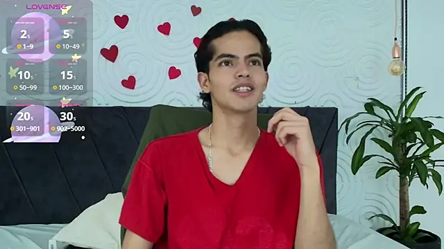 Maximoherrera 16 online show from April 2026 01:34:02 PM