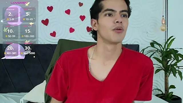 Maximoherrera 16 online show from May 2026 12:46:02 PM