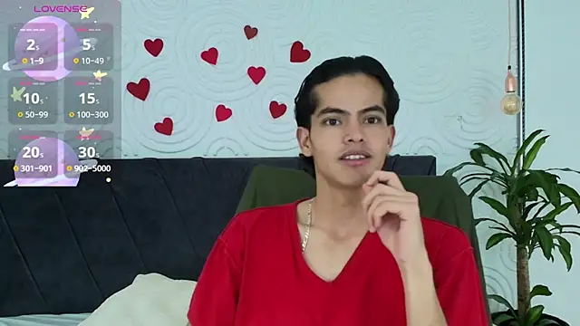 Maximoherrera 16 online show from May 2026 01:03:01 PM