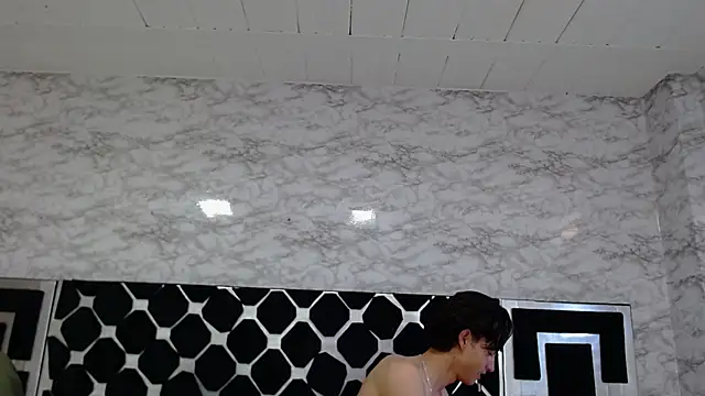 Maximoherrera 16 online show from March 2025 12:45:01 PM