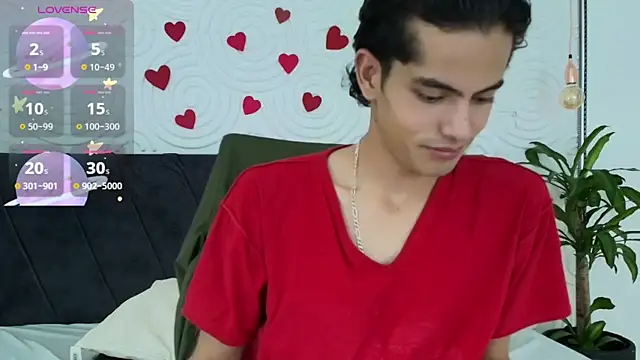 Maximoherrera 16 online show from May 2026 12:43:01 PM
