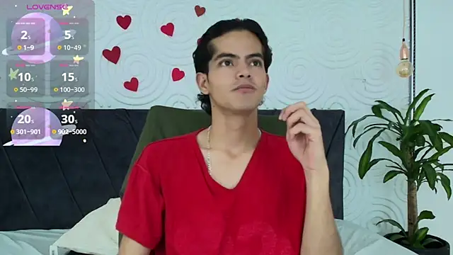 Maximoherrera 16 online show from May 2026 12:46:02 PM