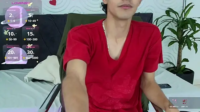Maximoherrera 16 online show from May 2026 01:08:02 PM