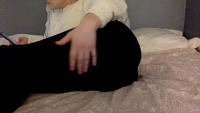 prettyy kitty online show from February 2025 07:27:02 PM