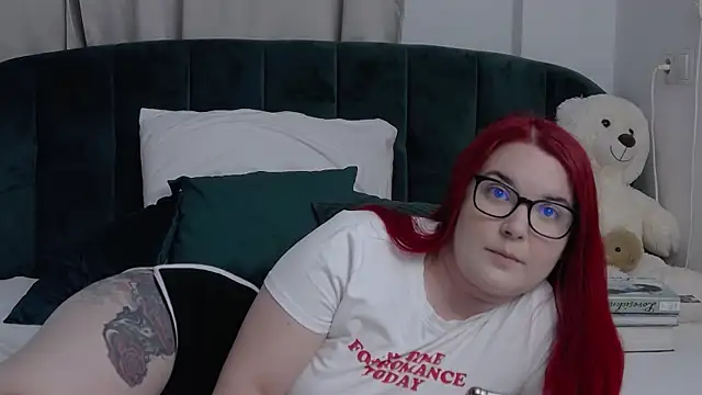 Snapshot of KailyKay chatting on July 2026 06:01:02 PM KailyKay online show from July 2026 06:01:02 PM