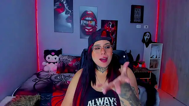 Veronika metal online show from December 2025 02:04:01 PM