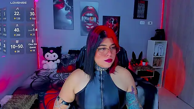 Snapshot of Veronika_metal chatting on October 2025 01:12:02 PM Veronika metal online show from October 2025 01:12:02 PM