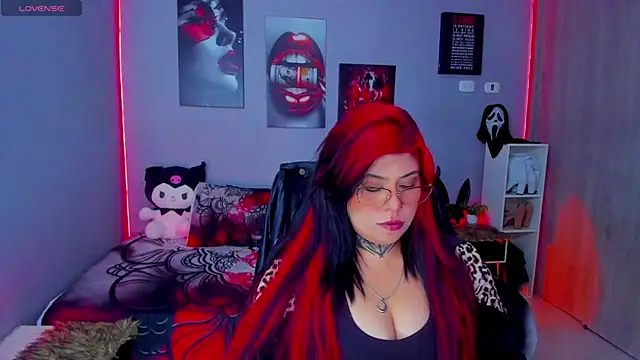 Veronika metal online show from December 2025 04:06:01 PM