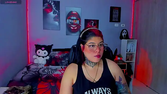 Veronika metal online show from November 2025 07:55:01 AM