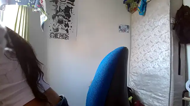 Snapshot of Escarcha-blue chatting on November 2025 09:03:02 PM Escarcha-blue online show from November 2025 09:03:02 PM