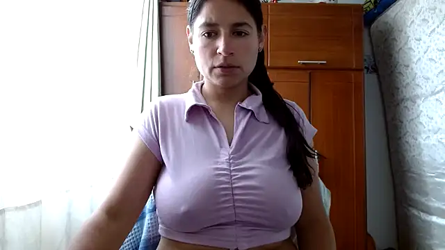 Escarcha-blue online show from May 2026 07:10:01 PM