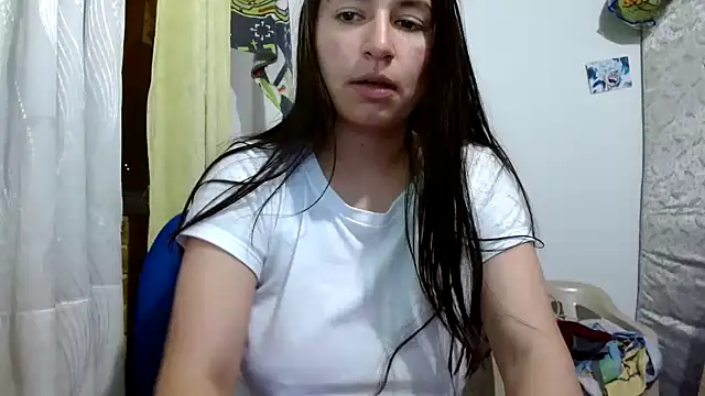 Snapshot of Escarcha-blue chatting on November 2025 05:12:02 AM Escarcha-blue online show from November 2025 05:12:02 AM