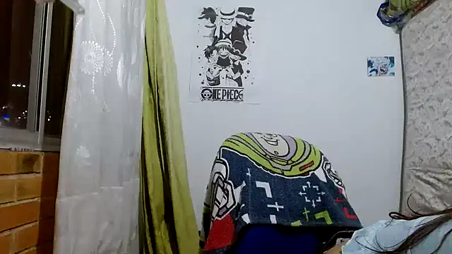 Snapshot of Escarcha-blue chatting on December 2025 12:33:02 AM Escarcha-blue online show from December 2025 12:33:02 AM