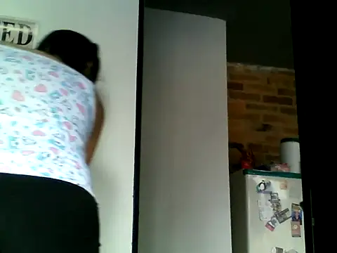 Escarcha-blue online show from March 2025 12:44:02 PM