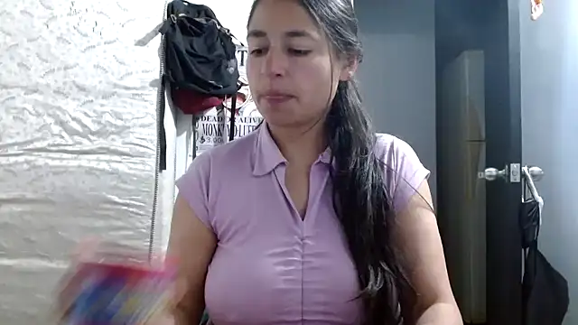 Escarcha-blue online show from October 2025 11:27:01 PM