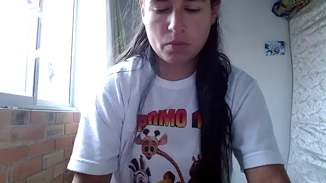 Snapshot of Escarcha-blue chatting on November 2025 10:32:01 PM Escarcha-blue online show from November 2025 10:32:01 PM