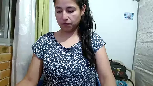 Escarcha-blue online show from January 2026 12:14:02 AM