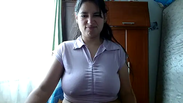 Escarcha-blue online show from April 2026 06:17:02 PM