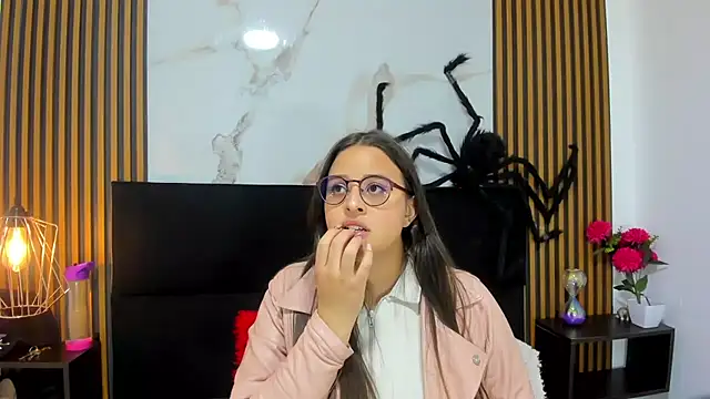 Samy jons online show from October 2025 06:29:02 PM