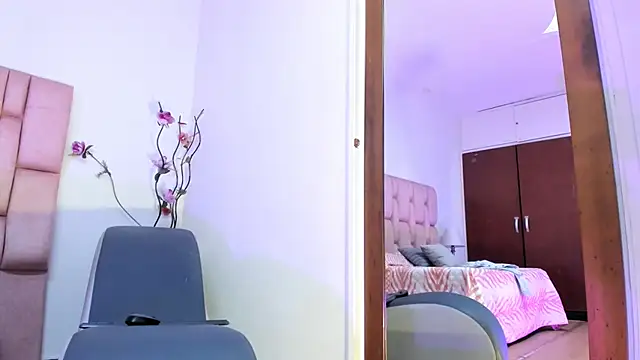 kamii arias online show from February 2026 12:05:02 PM