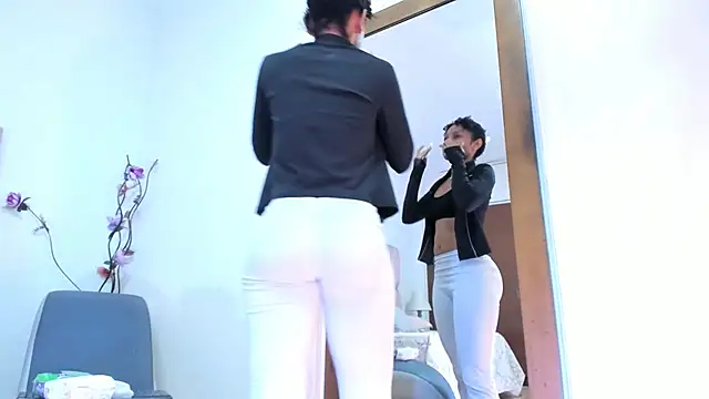 kamii arias online show from March 2026 12:27:01 PM