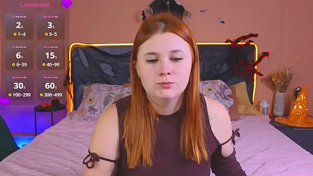 Eva Starlight online show from October 2025 04:04:02 AM