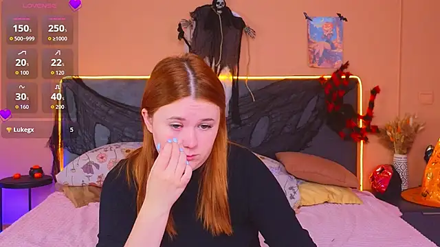 Eva Starlight online show from October 2025 04:13:01 AM