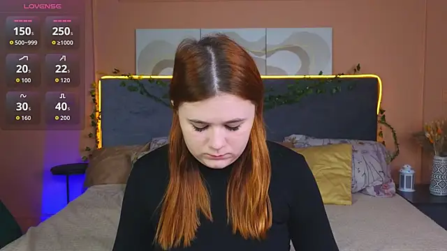 Eva Starlight online show from December 2025 04:11:02 AM