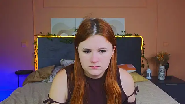 Eva Starlight online show from November 2025 04:17:01 AM