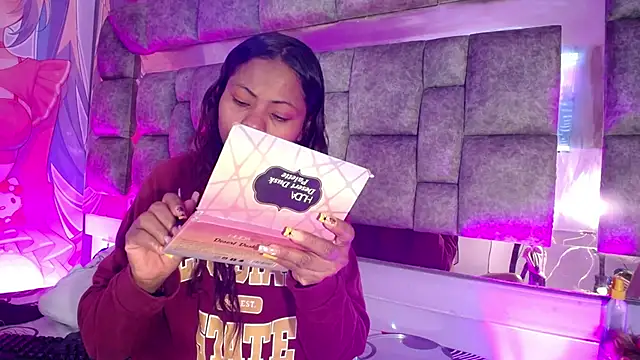 Agata Grubisic online show from November 2025 03:43:01 AM