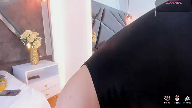 Samaantha-beckham online show from February 2026 06:15:02 PM