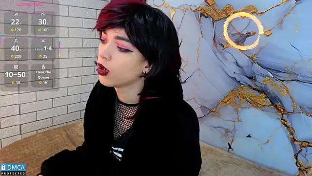 Snapshot of MaeveKuro chatting on November 2025 03:06:01 AM MaeveKuro online show from November 2025 03:06:01 AM