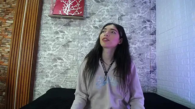 MaeveKuro online show from September 2025 03:05:01 AM