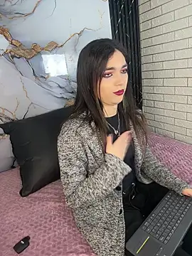 MaeveKuro online show from January 2026 03:10:02 AM