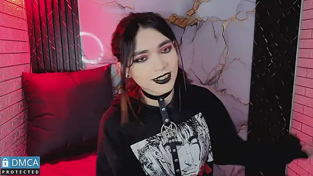 MaeveKuro online show from July 2026 02:56:02 AM