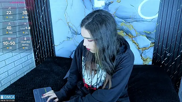 MaeveKuro online show from February 2026 03:05:01 AM